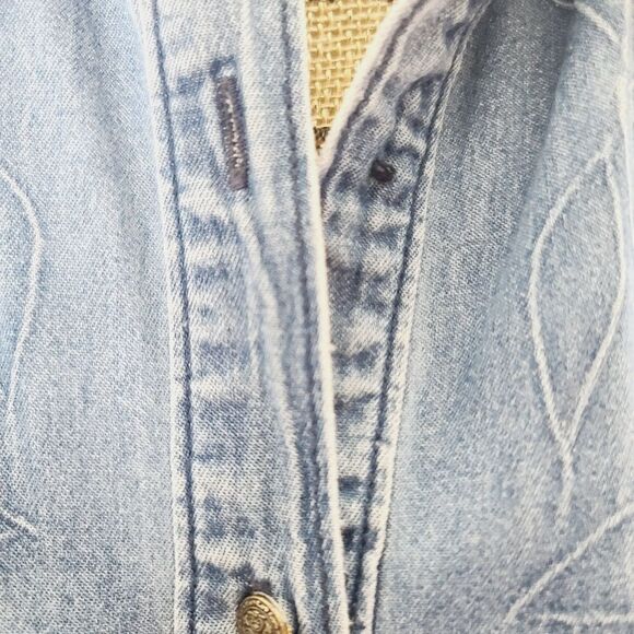 Woolrich Denim Long Sleeve Monotone Embroidered Button Down Shirt - Picture 2 of 13